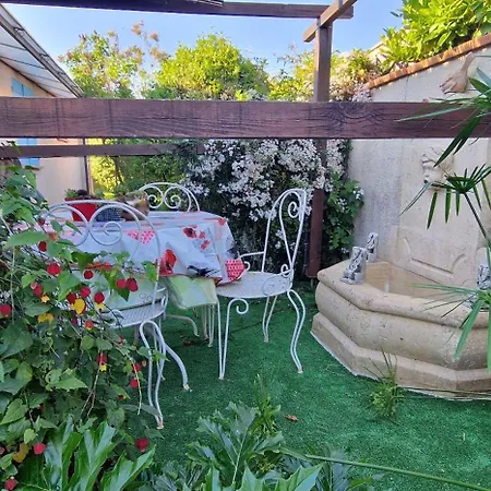 Holiday home Tres Jolie Maison Languedocienne *